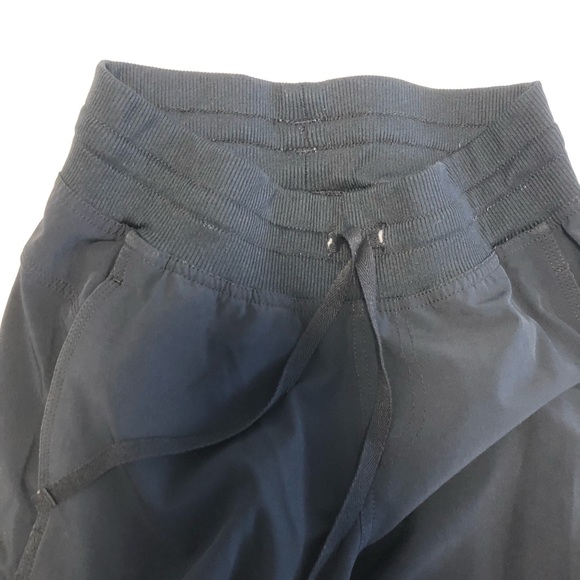 Under armour athletic pants - Picture 2 of 4